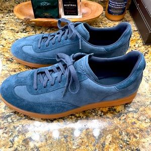 Brand new - only worn once - Size 11 - Cole Hann Grandpro Turf Sneaker